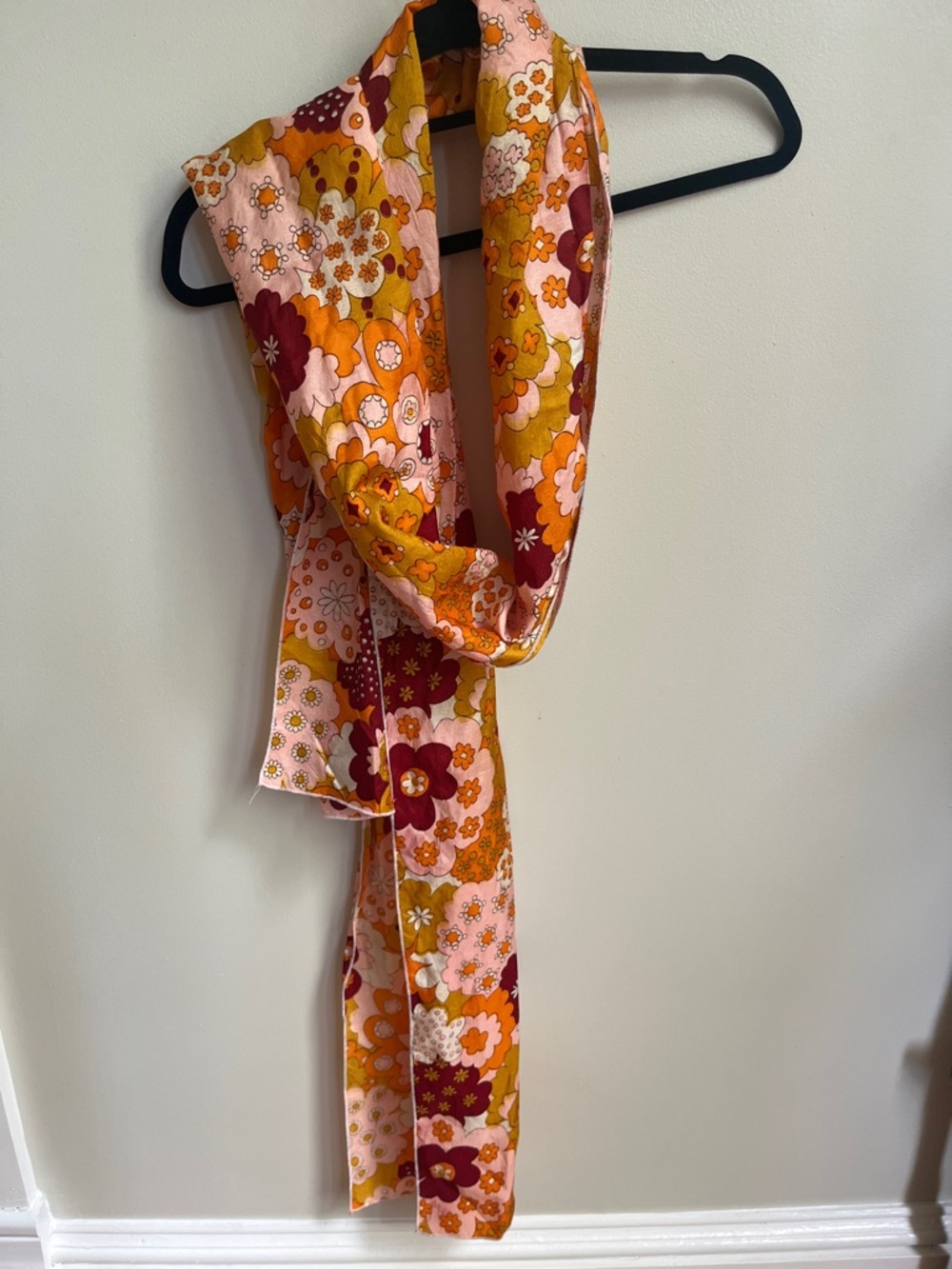 Vintage Floral Retro Pink & Orange Women's Scarf